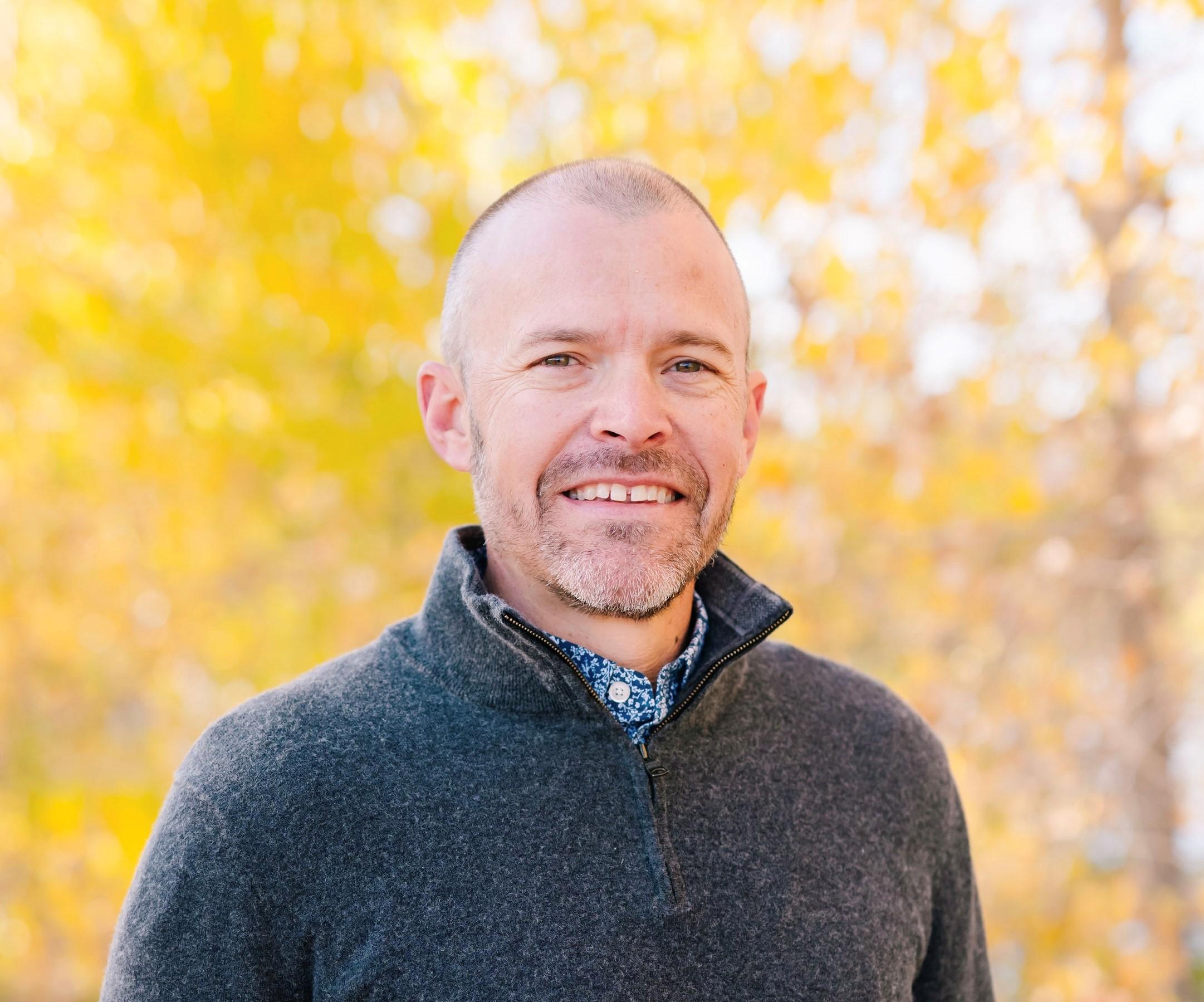 Headshot of Kyle Henderson